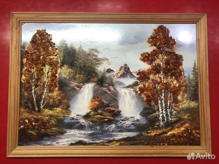 Картина с янтарем