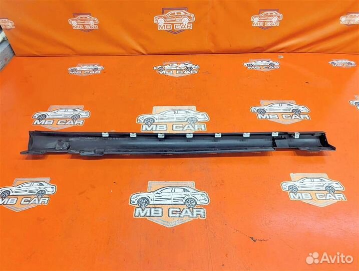 Порог пластиковый левый w212 E-class 651.924 20