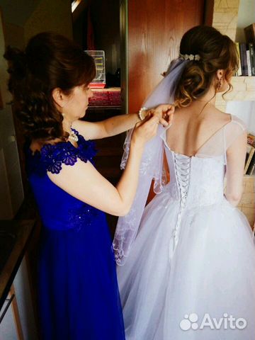 Свадебное платье