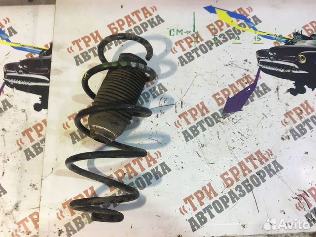 Шкода Рапид Пружина передняя