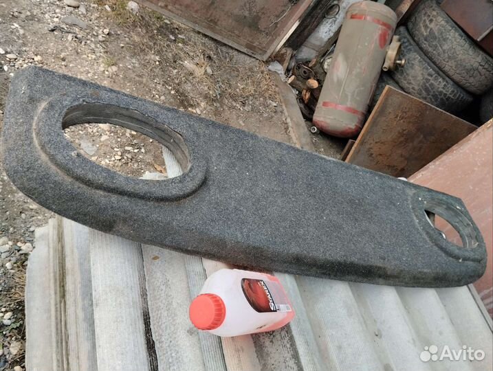 Задняя полка ваз 2107