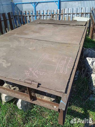 Ворота гаражные металлические