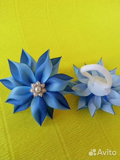 Бант-цветок на резинке для школы