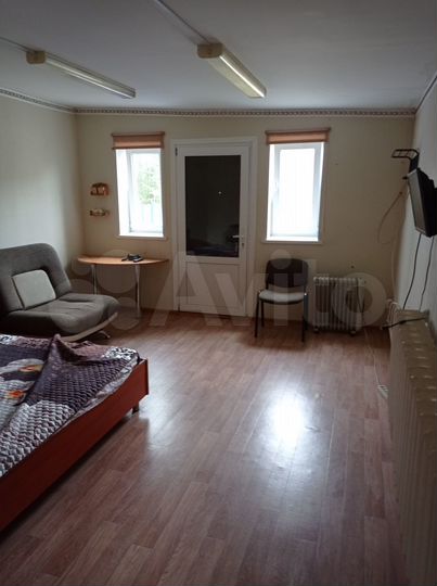Комната 20 м² в 1-к., 1/2 эт.