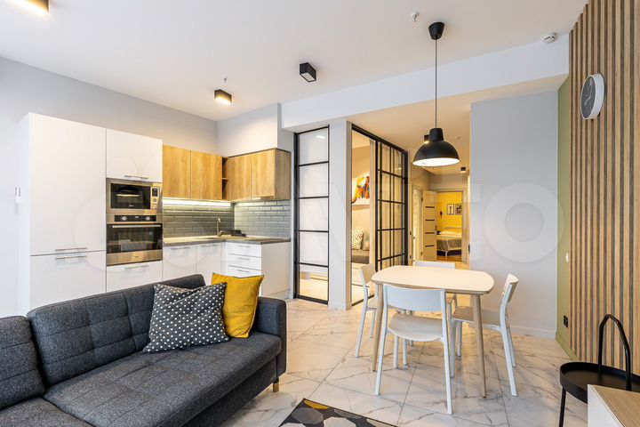 2-к. квартира, 65 м², 6/16 эт.