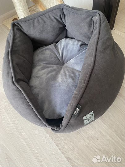 Лежанка для собак и кошек