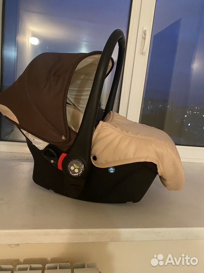 Коляска 3 в 1 tutis zippy