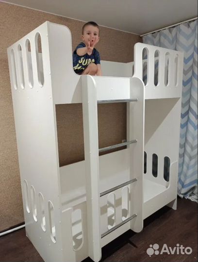Кроватка двухярусная детская новая в наличии
