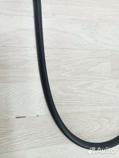 Уплотнитель двери задний левый Hyundai Solaris 2