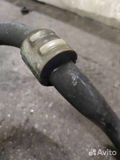 Стабилизатор Mercedes-Benz CLS-Класс C219 2005