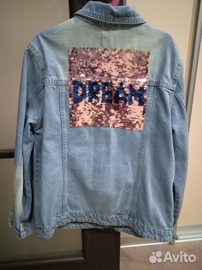 Джинсовая куртка