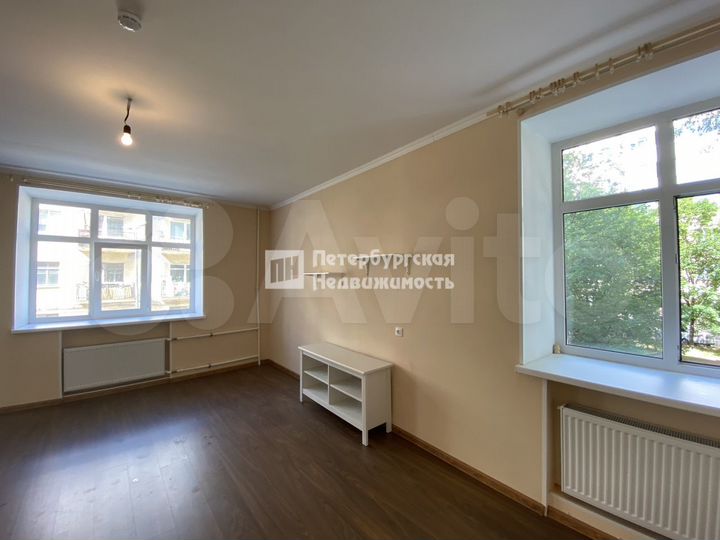 3-к. квартира, 98,8 м², 2/5 эт.