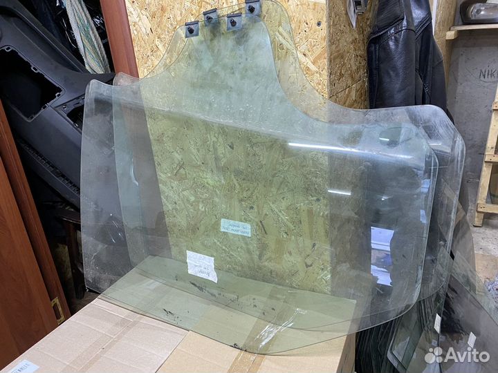 Стекло заднее правое Рено Логан