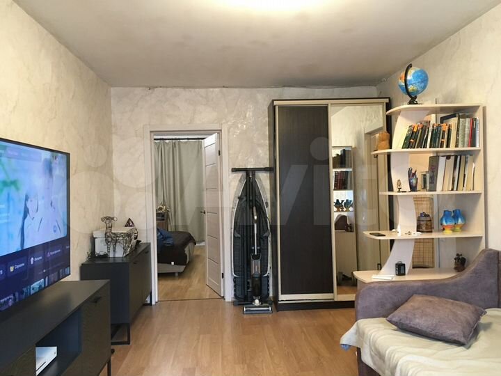 3-к. квартира, 60 м², 1/9 эт.