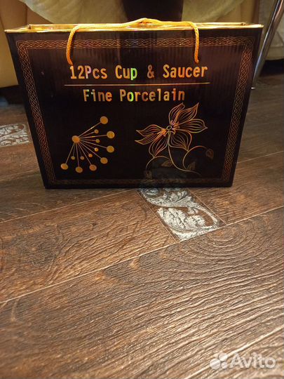 Красивый кофейный сервиз новый