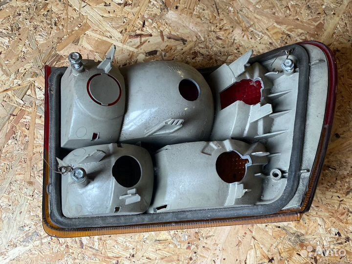 Опель Астра F задний правый фонарь