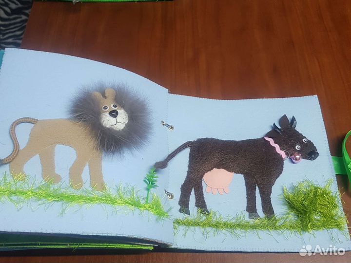 Тактильная книжка из фетра.