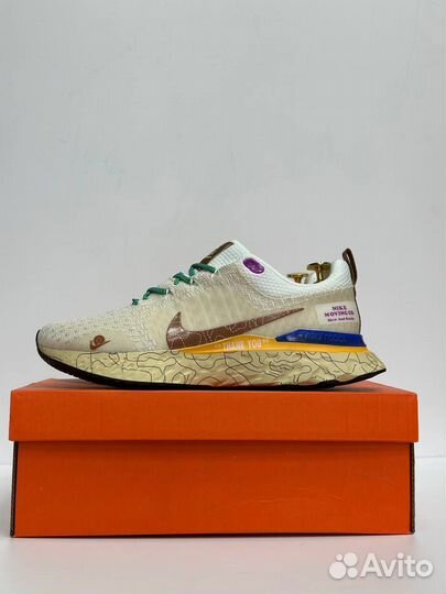 Кроссовки оптом