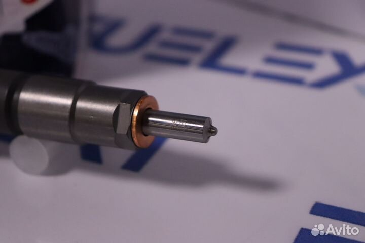 Форсунка топливная 0445120067