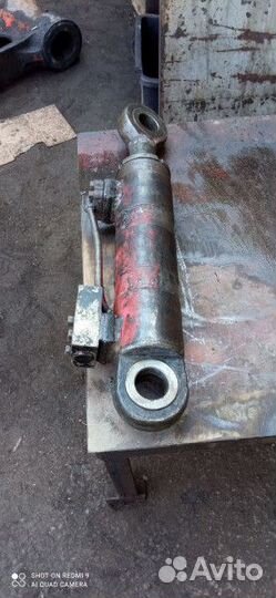 Гидроцилиндр отвала эо3323