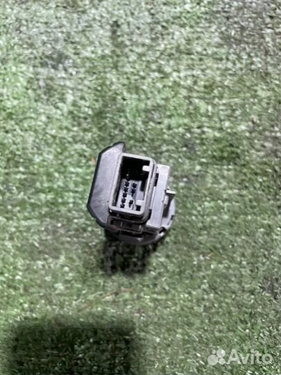 Кнопка старт-стоп Toyota