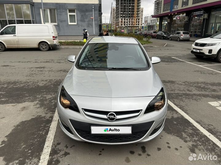 Opel Astra 1.6 МТ, 2013, 185 000 км