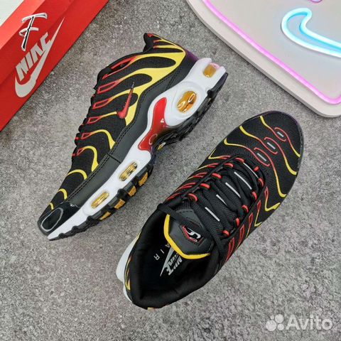 Кроссовки Nike Air Max Plus TN Премиум Качество