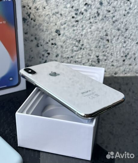 iPhone X(256 gb;на 11 ios)