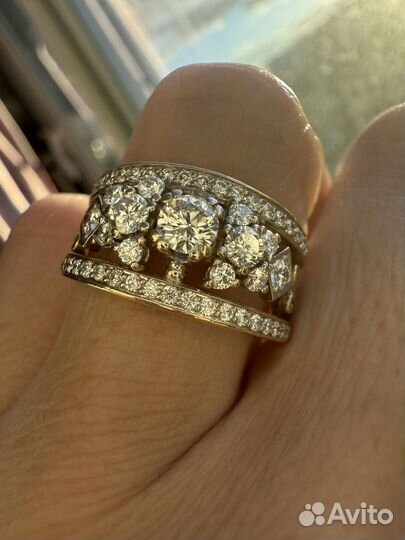 Золотое кольцо с природными бриллиантами 750пр