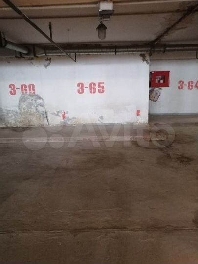 Машиноместо, 14 м²