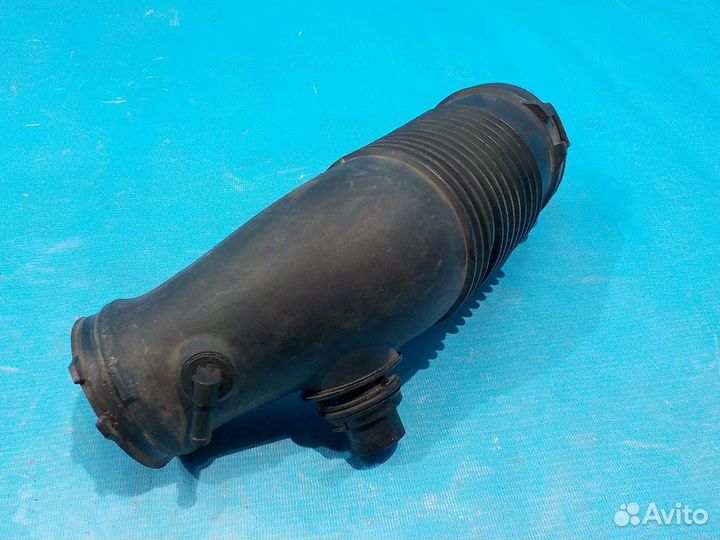 Резонатор воздушного фильтра Audi A6 (C6, 4F) 2005