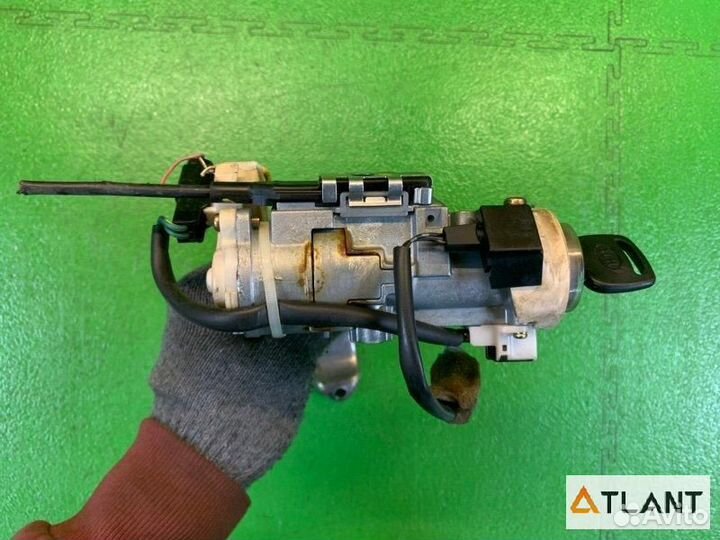 Замок зажигания toyota grand hiace