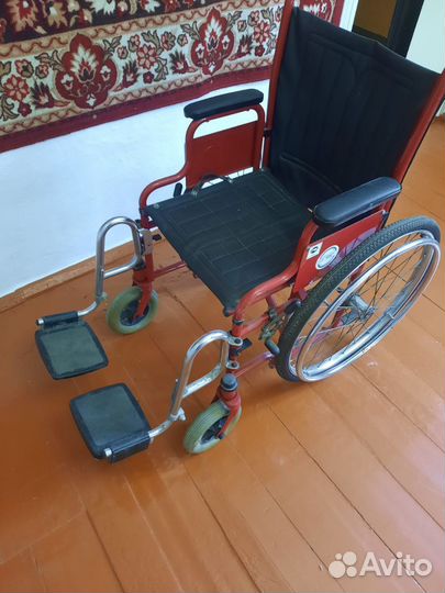 Коляска инвалидная