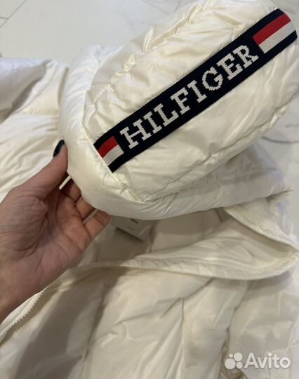 Пуховик женский Tommy Hilfiger S новый с бирками