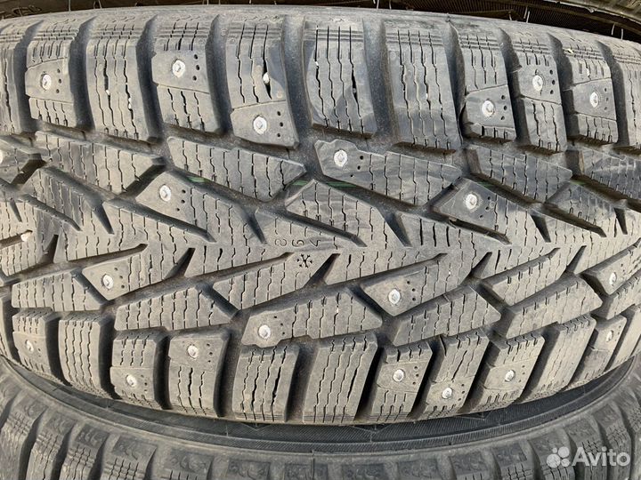 Nokian Tyres Nordman 7 SUV 215/60 R17