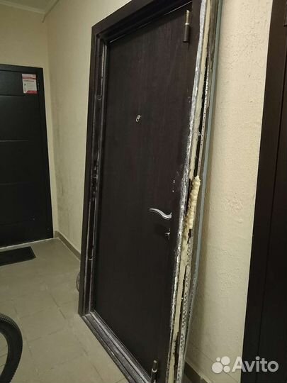 Дверь входная металлическая