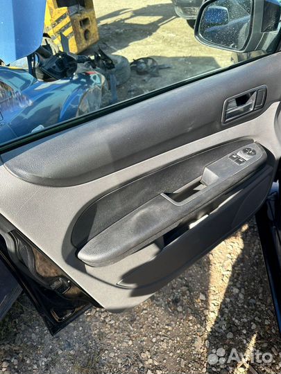 В разборке форд фокус 2 2008 год