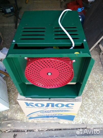 Зернодробилка 