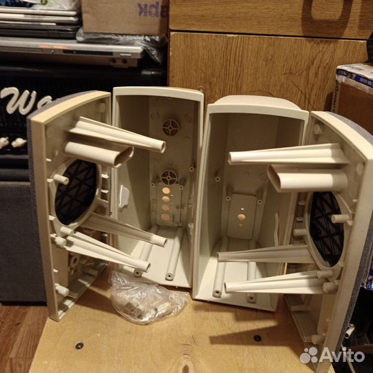 Корпус от колонки Genius