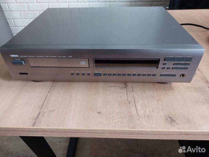 Cd проигрыватель yamaha сдх-930,требует ремонта