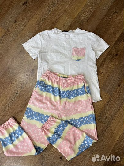 Женская одежда