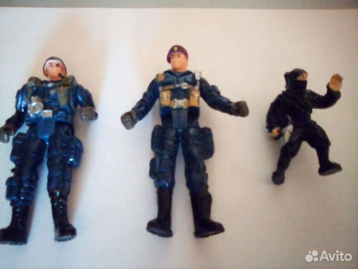 Игрушки Фигурки солдатики