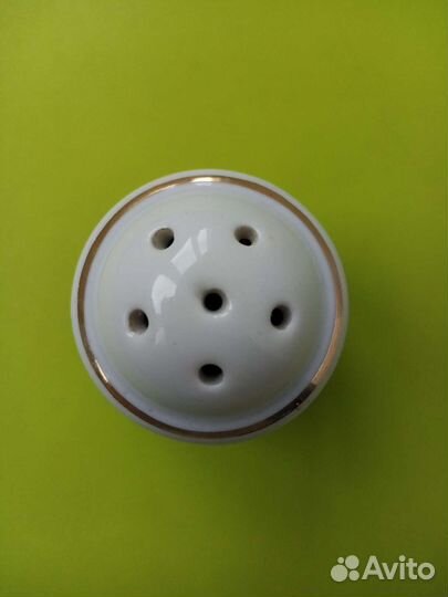 Солонка фарфоровая. 1970-х годов СССР