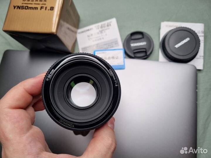 Canon (Yongnuo) EF 50mm f1.8