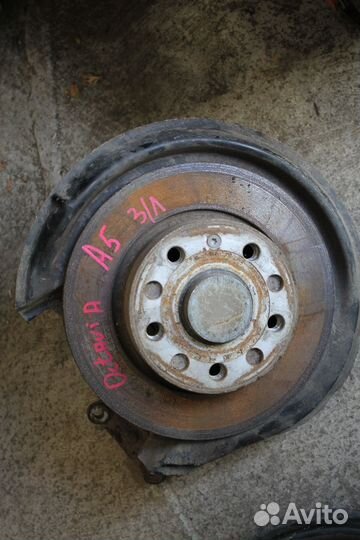 Skoda Octavia A5 кулак задний левый,правый