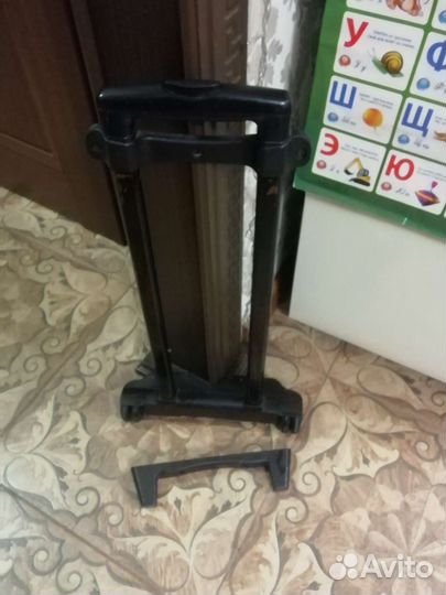 Ручка телескопическая с колесами от музколонки