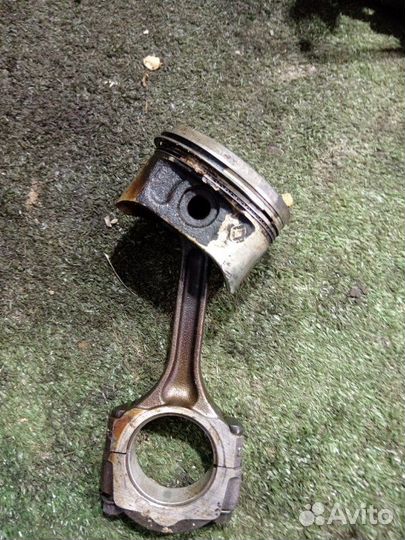 Шатун Renault Sandero K4M 2012