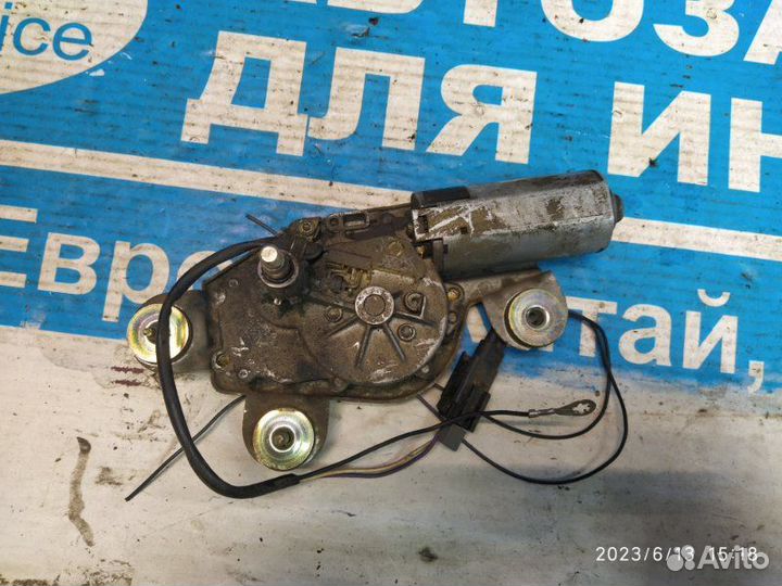 Мотор стеклоочистителя задний Ford Escort 90-95
