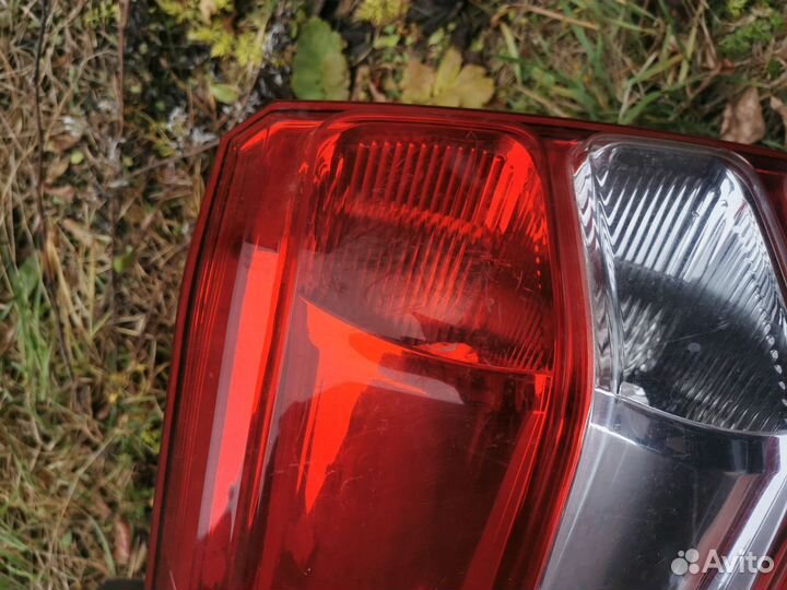 Задние фары