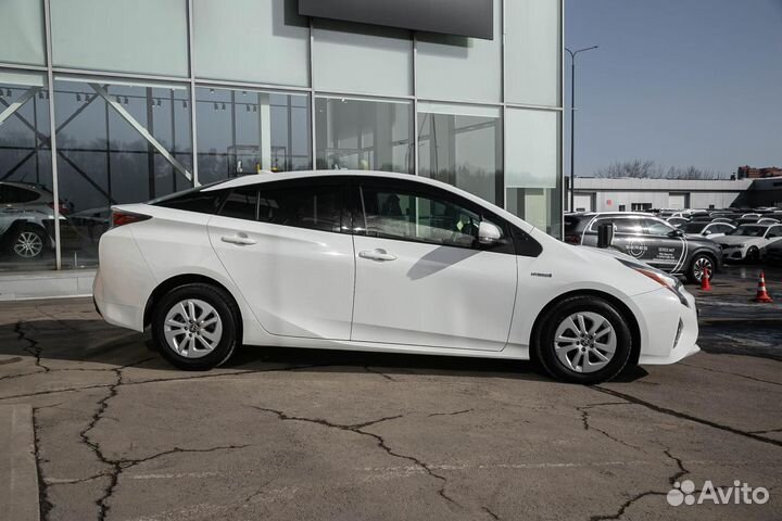 Toyota Prius 1.8 CVT, 2016, 175 600 км
